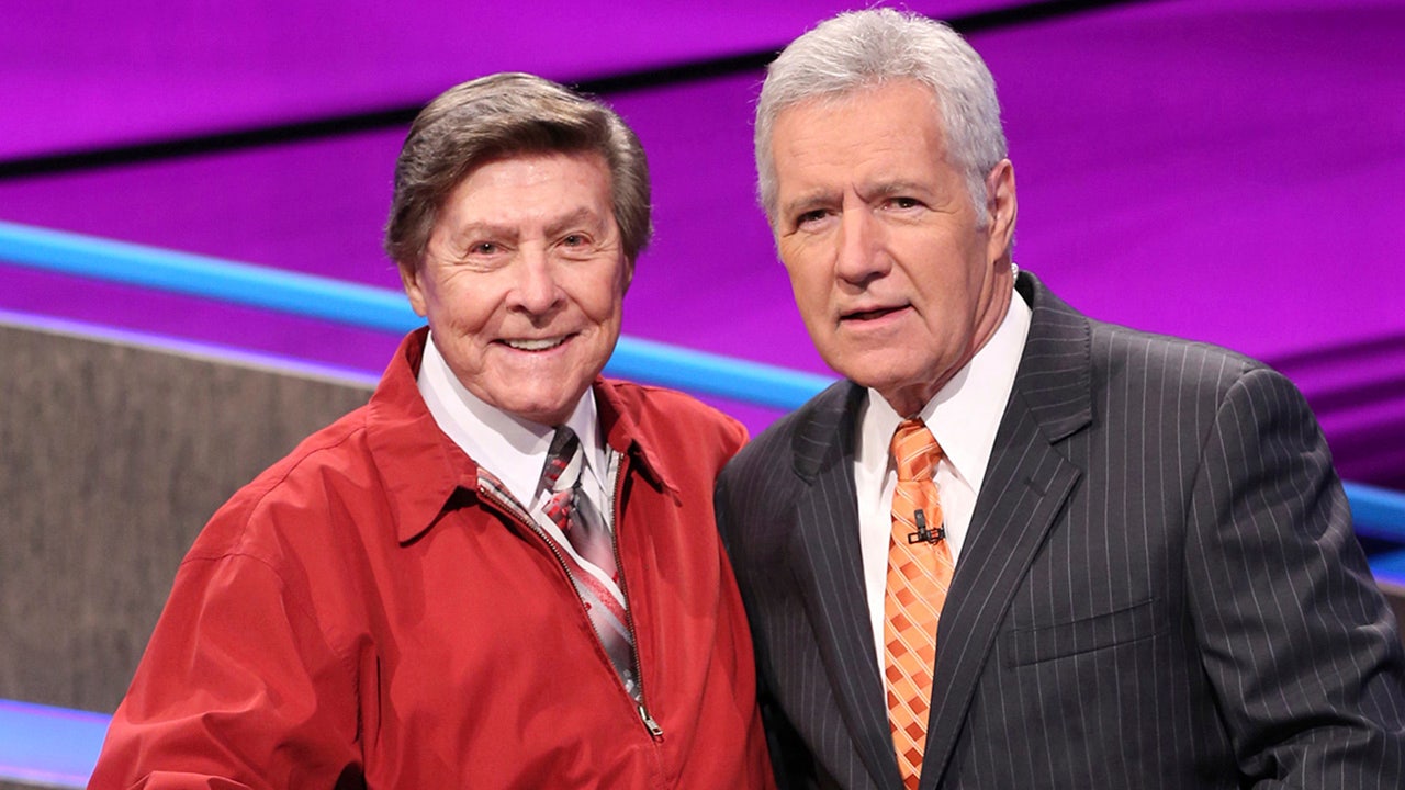 johnny-gilbert-game-show-host-announcer-noi-tieng