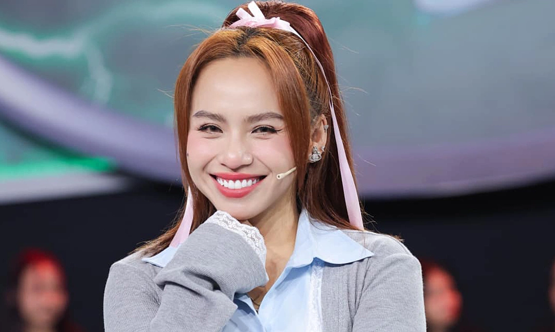 ngoc-phuoc-sieu-hai-huoc-cua-lang-giai-tri