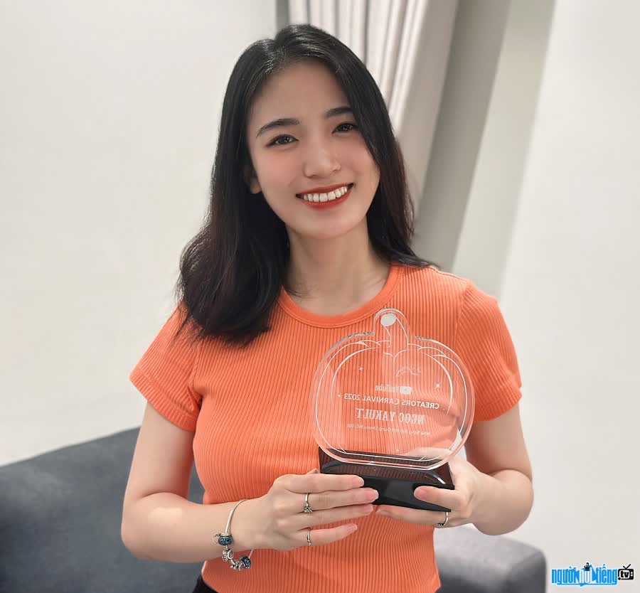ngoc-yakult-tong-quan