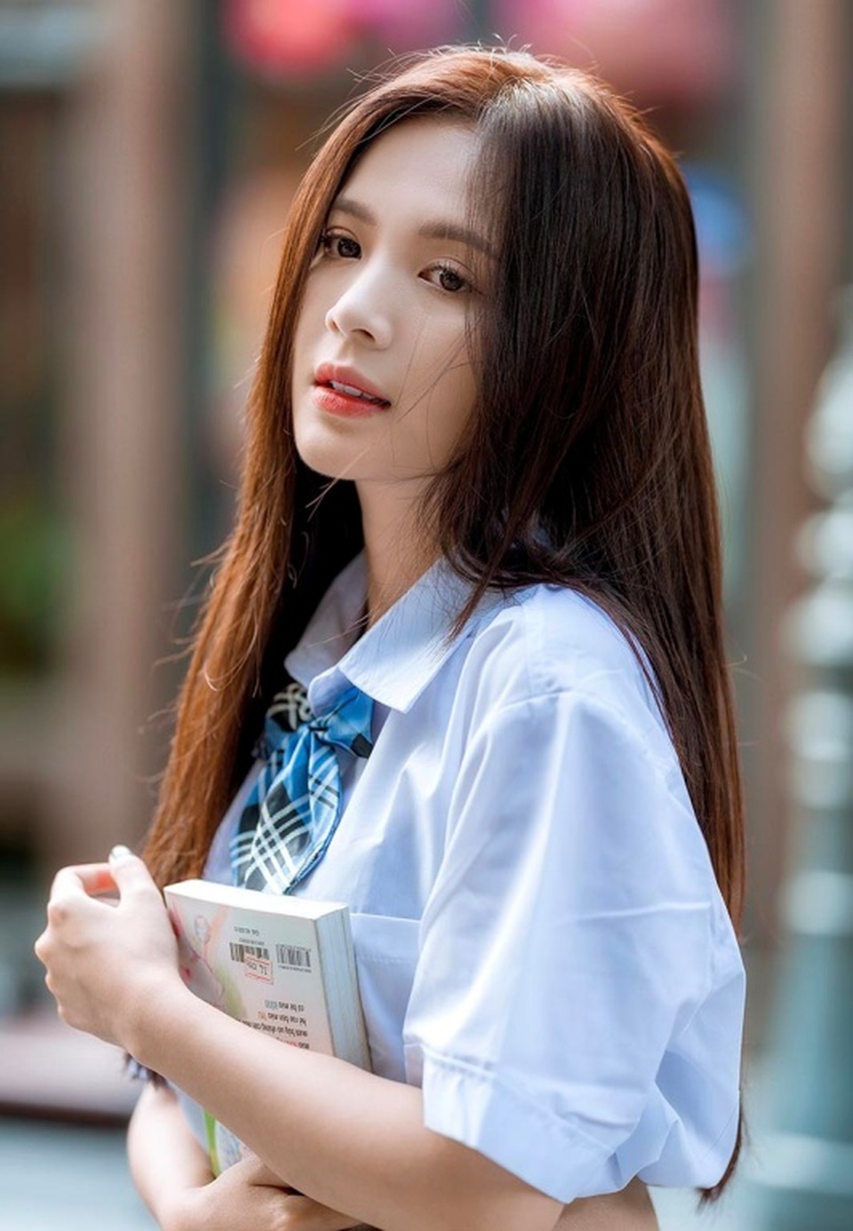 Nguyễn Hoàng Ngọc Huyền: Chi tiết