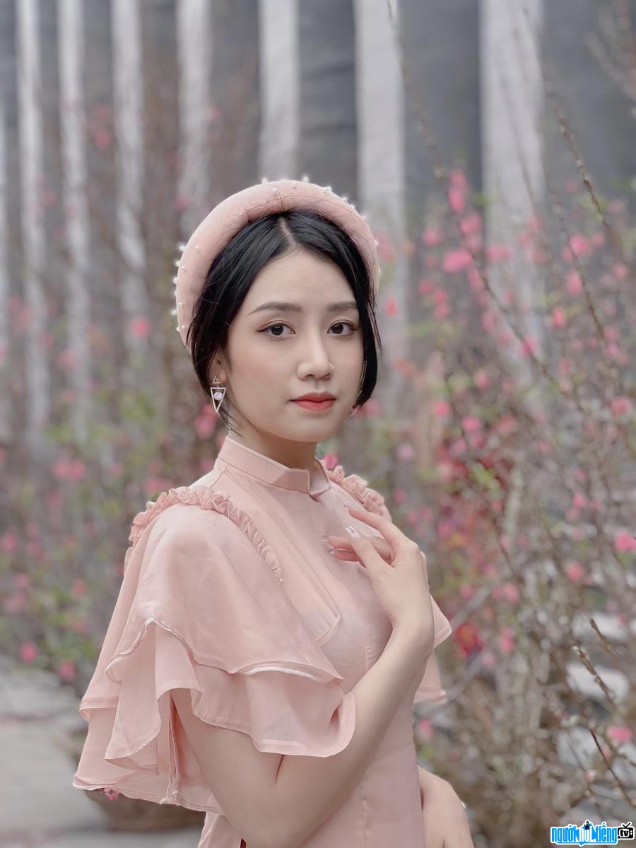 quynh-moon-tong-quan