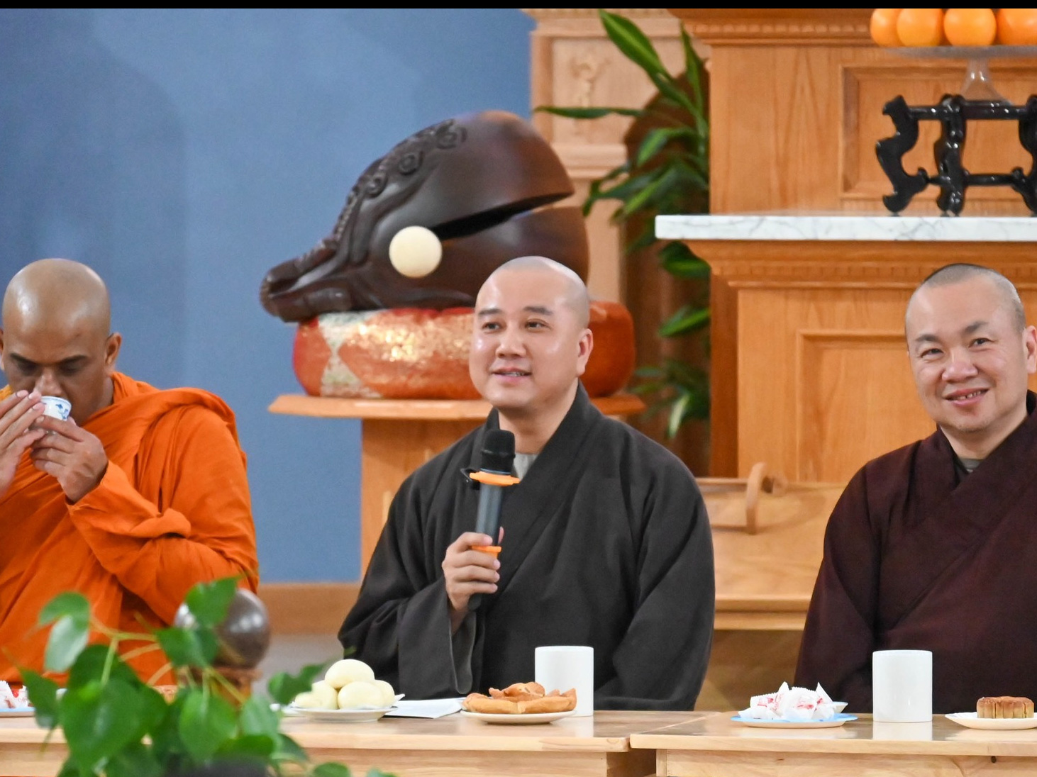 thay-thich-phap-hoa-tong-quan